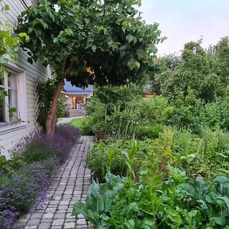 Semesterbostad House In The *