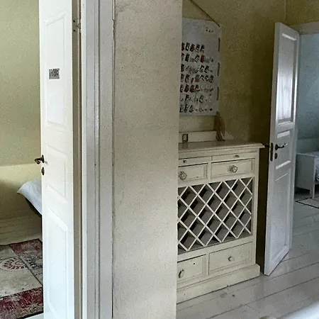 House In The City Ferienhaus *