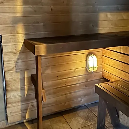 House In The City Ferienhaus *