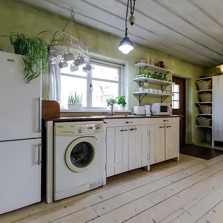 House In The Semesterbostad