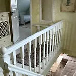 Dom wakacyjny House In The